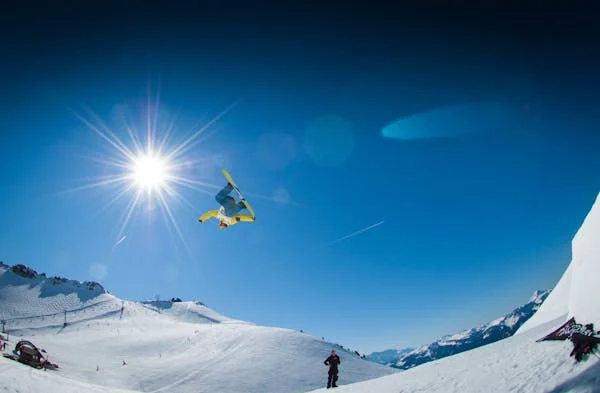 Die schönsten Designs für passionierte Snowboarder in unserem Online- und Offline-Shop